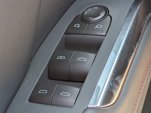 New 2026 Chevrolet Traverse Z71 w/ Enhanced Driving Package AWD/4WD image 21