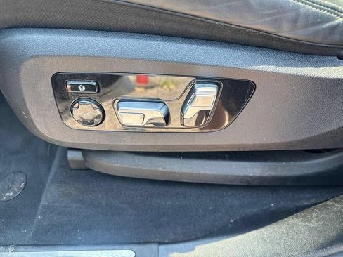 Used 2019 BMW X5 xDrive40i w/ M Sport Package AWD/4WD image 45