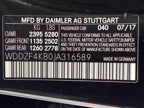 Certified 2018 Mercedes-Benz E 300 4MATIC image 22