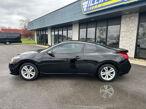 Used 2011 Nissan Altima 2.5 S w/ 2.5S Premium Pkg image 4