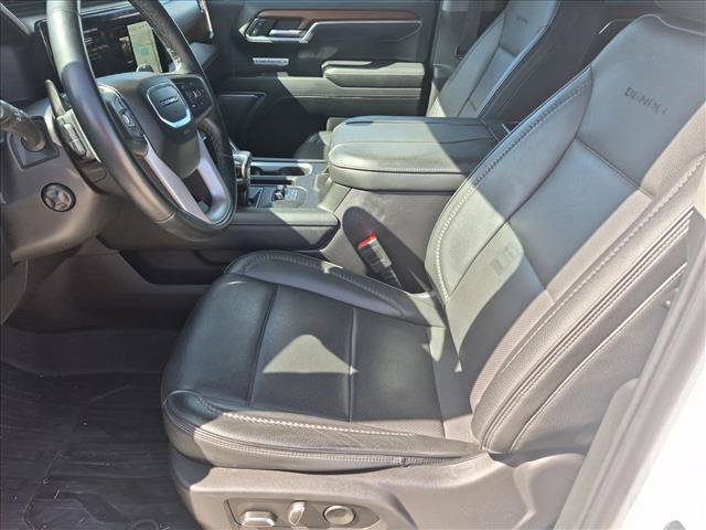 Used 2023 GMC Sierra 1500 Denali w/ Technology Package RWD image 11