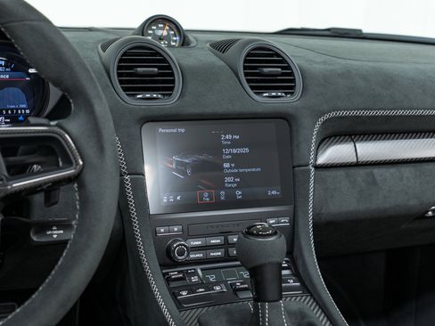 Used 2025 Porsche 718 Boxster Spyder RS image 18