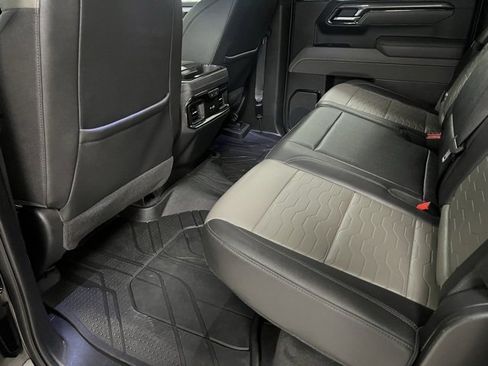 Used 2023 Chevrolet Silverado 1500 ZR2 image 44