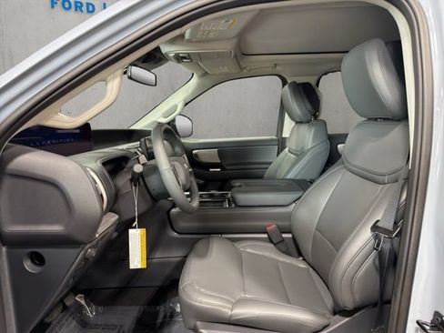 New 2027 Ford Expedition Max Active AWD/4WD image 3