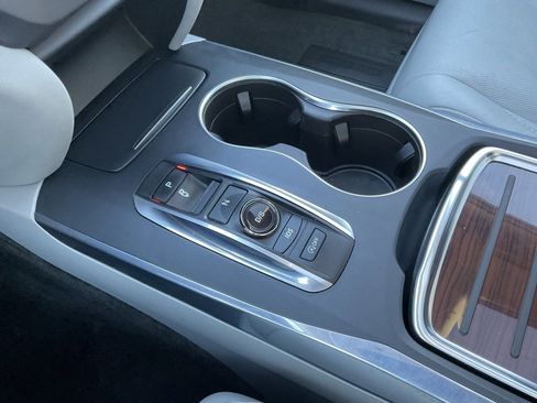 Used 2016 Acura MDX SH-AWD image 18