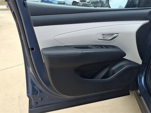 New 2026 Hyundai Tucson SE image 18