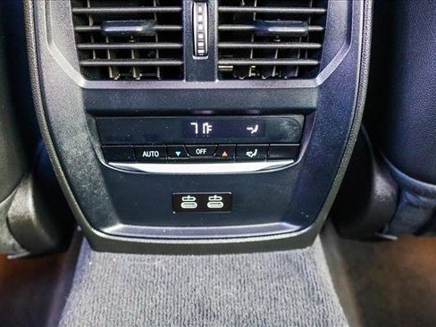 Used 2024 BMW 330i xDrive Sedan image 24