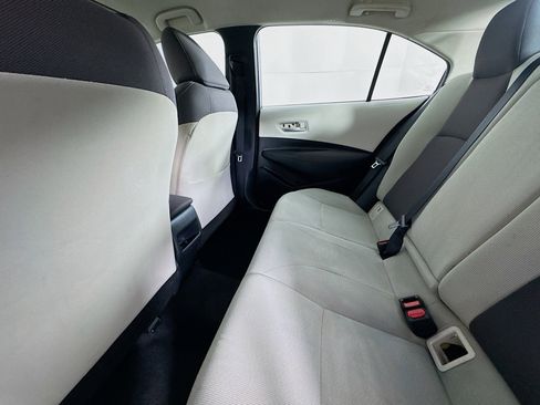 Used 2021 Toyota Corolla LE w/ Carpet Mat Package (TMS) image 23