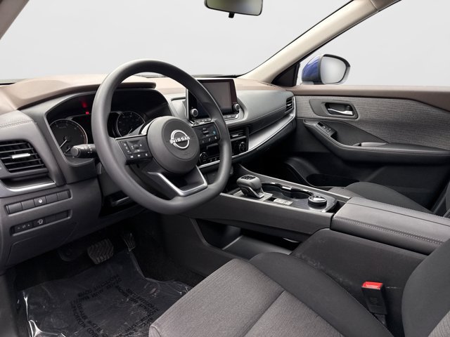 Used 2023 Nissan Rogue SV AWD/4WD image 10