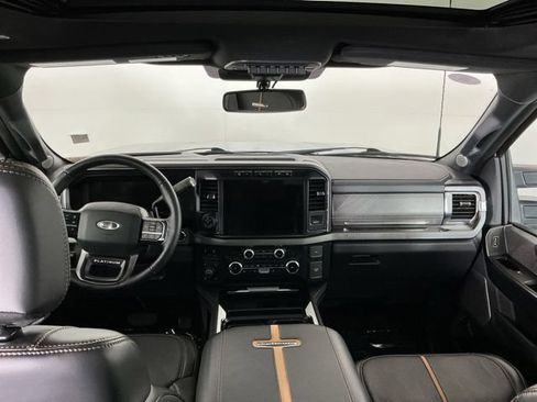 Used 2023 Ford F350 Platinum w/ Tremor Off-Road Package AWD/4WD image 29