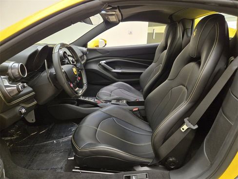Used 2021 Ferrari F8 Tributo image 20
