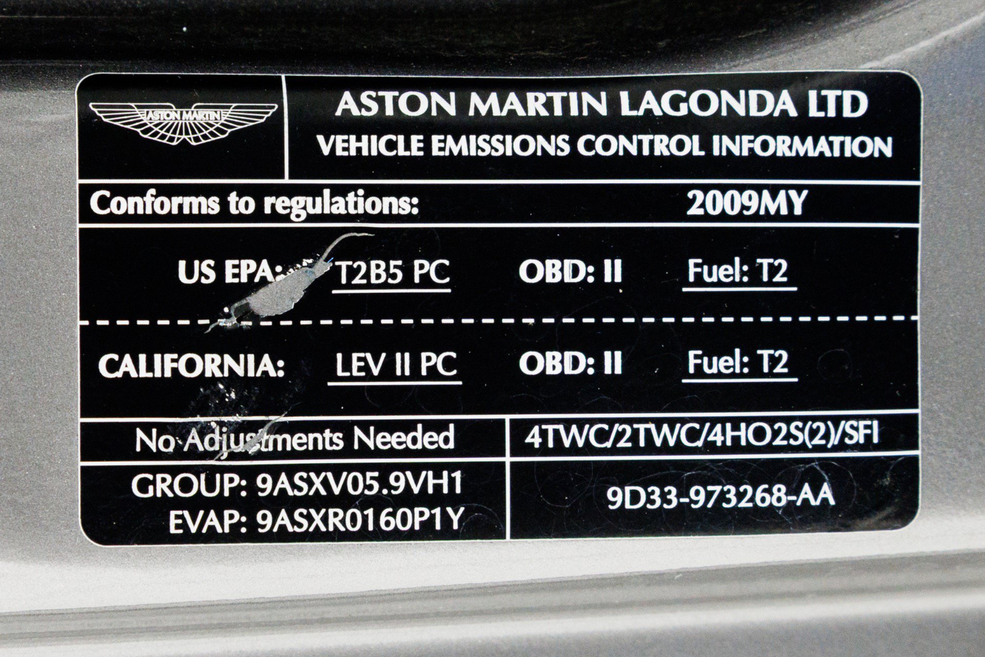 Used 2009 Aston Martin DBS Coupe RWD image 9