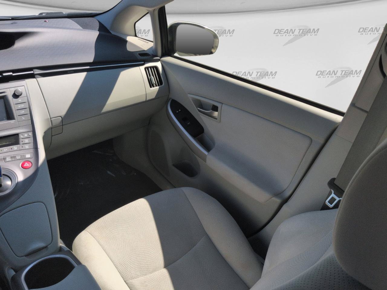 Used 2015 Toyota Prius Two FWD image 15