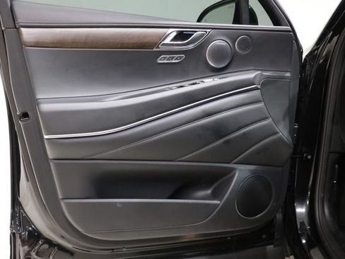 Used 2025 Genesis GV80 3.5T Advanced AWD/4WD image 19