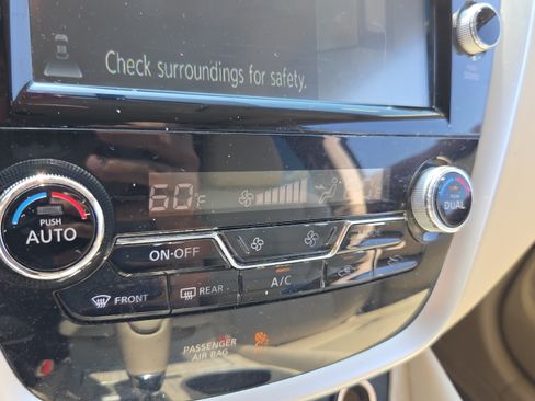 Used 2015 Nissan Murano Platinum w/ Platinum Technology Package FWD image 21