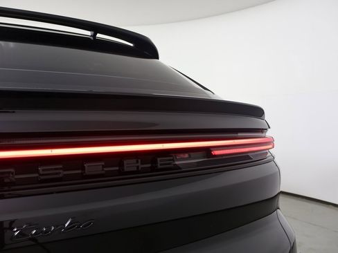 New 2025 Porsche Cayenne Turbo image 14
