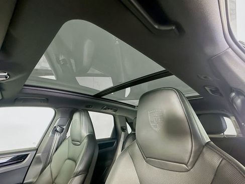 Used 2019 Porsche Cayenne S AWD/4WD image 22