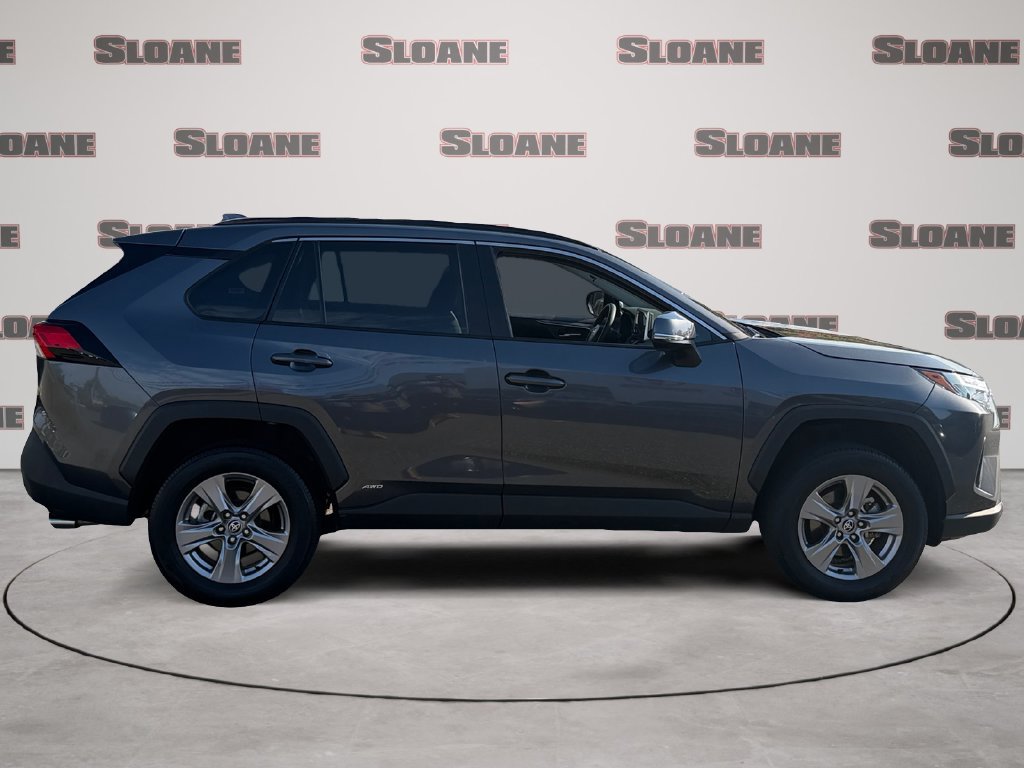 Used 2025 Toyota RAV4 XLE AWD/4WD image 6