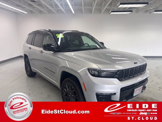 Used 2025 Jeep Grand Cherokee L Summit AWD/4WD image 1