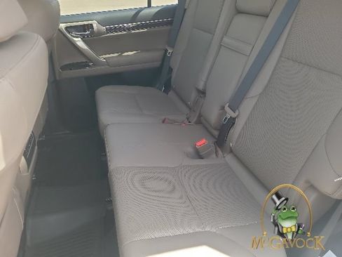 Used 2021 Lexus GX 460 Premium w/ Premium Package AWD/4WD image 22