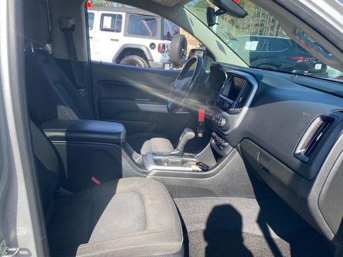 Used 2020 Chevrolet Colorado LT image 15