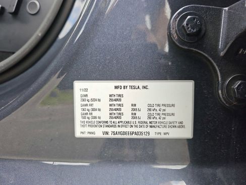 Used 2023 Tesla Model Y AWD image 37