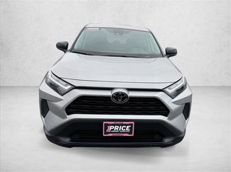 Used 2024 Toyota RAV4 LE video 2