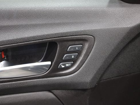 Used 2015 Acura TLX w/ Technology Package FWD image 8