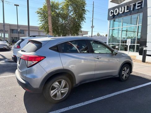 Used 2019 Honda HR-V EX image 3