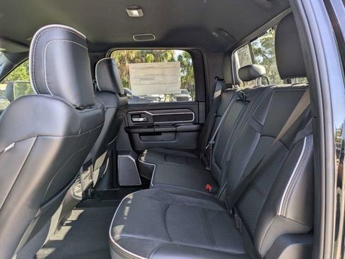 New 2026 RAM 2500 Laramie AWD/4WD image 13