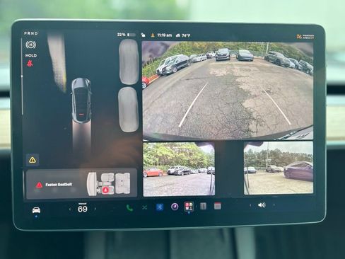 Used 2023 Tesla Model Y Long Range AWD/4WD image 13