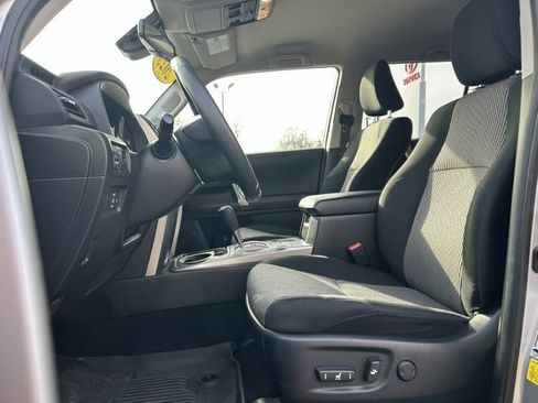 Used 2023 Toyota 4Runner SR5 image 29