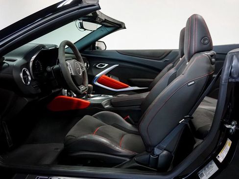 Used 2024 Chevrolet Camaro ZL1 RWD image 9