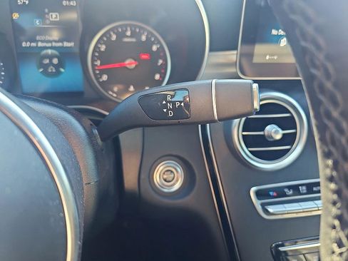 Used 2022 Mercedes-Benz GLC 300 image 17