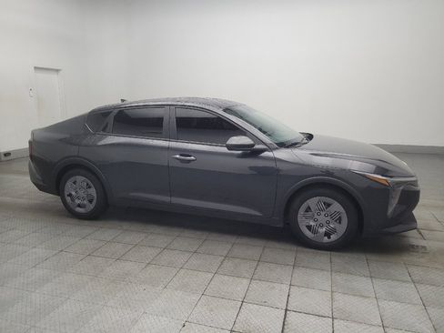Used 2025 Kia K4 FWD image 11