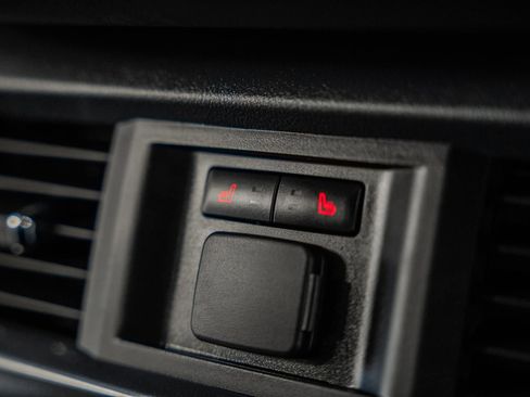 Certified 2023 Ford F150 Lariat w/ Equipment Group 502A High image 41