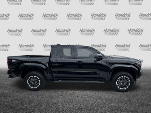 Certified 2025 Toyota Tacoma TRD Sport AWD/4WD image 11