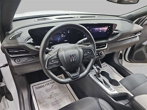 Certified 2024 Buick Envista Preferred w/ Convenience I Package image 16