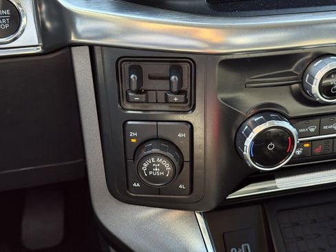 Used 2023 Ford F150 Lariat w/ Equipment Group 502A High image 23