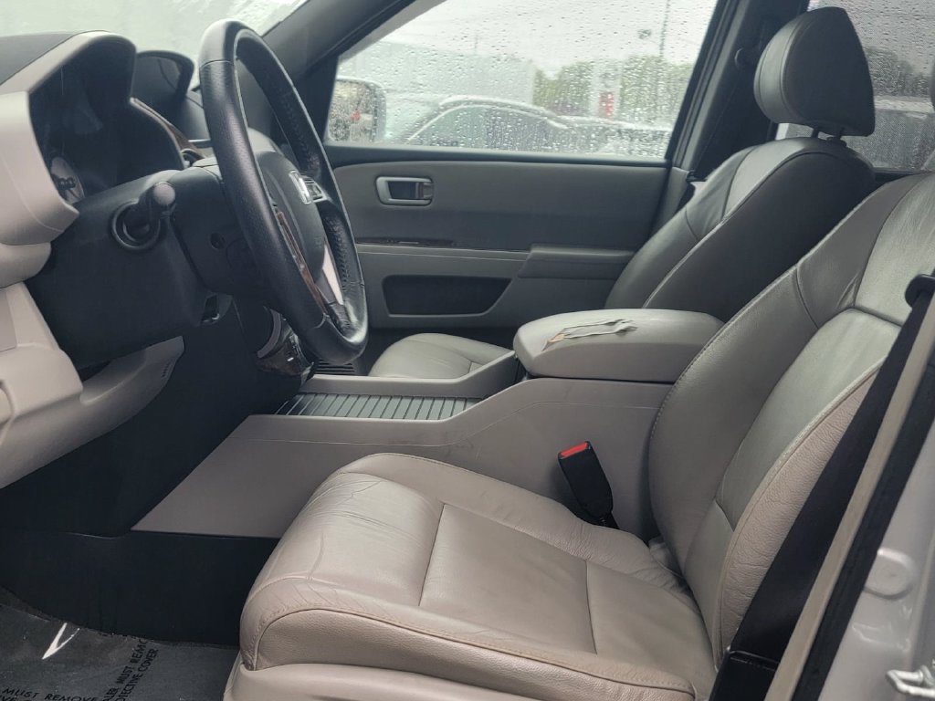 Used 2015 Honda Pilot Touring image 14