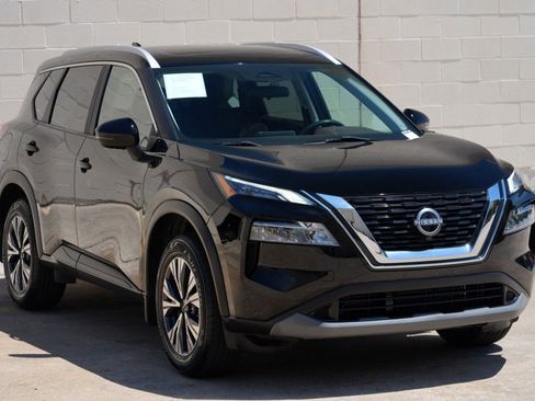 Used 2023 Nissan Rogue SV w/ SV Premium Package FWD image 49