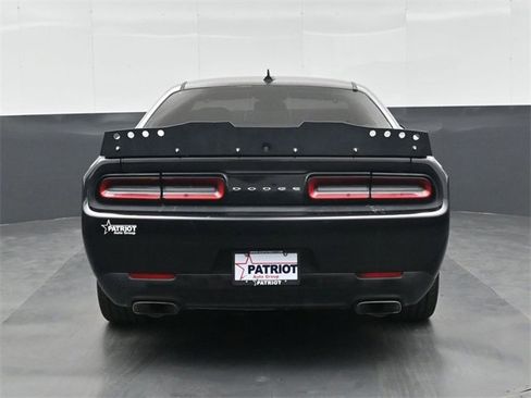 Used 2018 Dodge Challenger T/A image 5