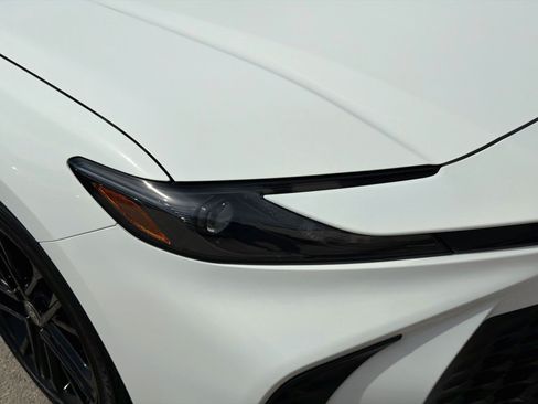 Used 2026 Toyota Camry SE FWD image 34