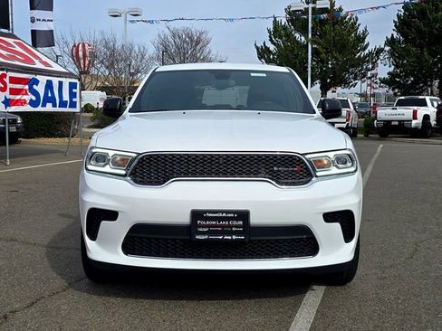 Certified 2024 Dodge Durango SXT image 2