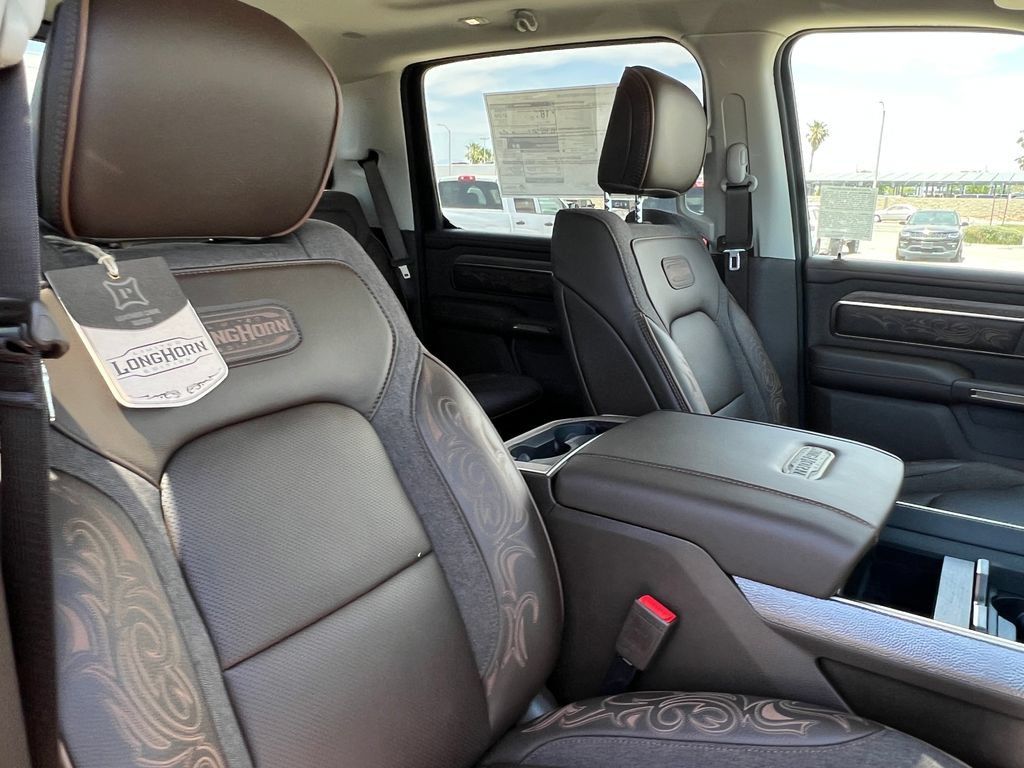 New 2026 RAM 1500 Limited AWD/4WD image 15