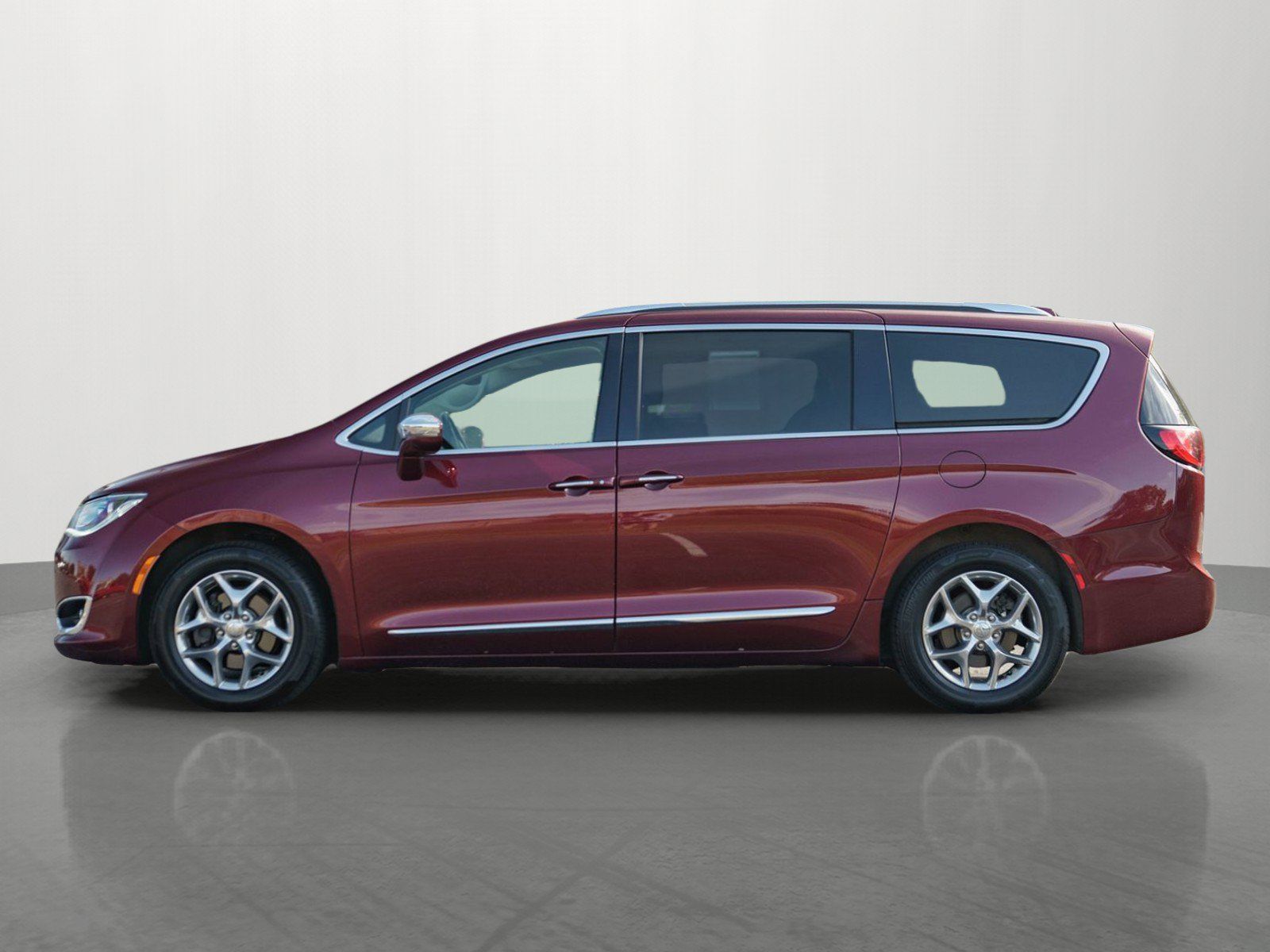 Used 2019 Chrysler Pacifica Limited FWD image 4