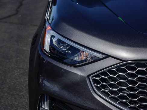 Used 2023 Ford Edge SEL w/ Convenience Package image 10