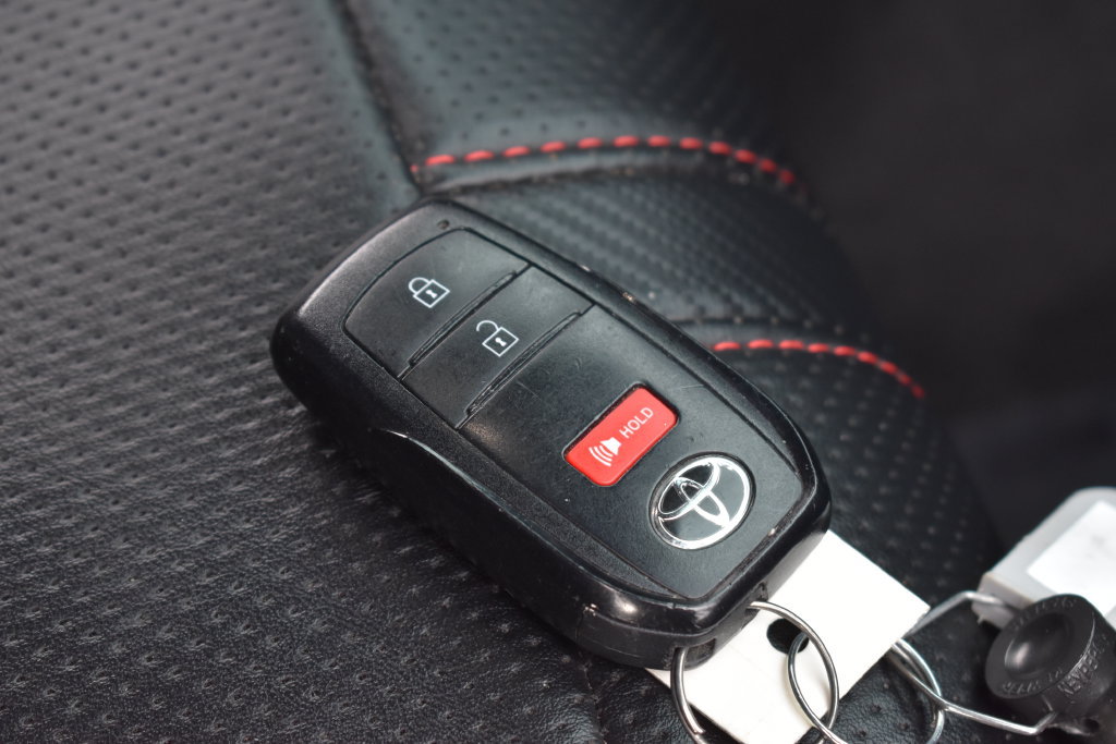 Used 2024 Toyota Tacoma TRD Off-Road AWD/4WD image 34