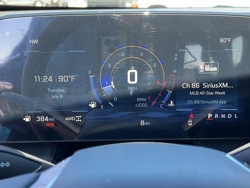 New 2026 Chevrolet Equinox LT w/ Convenience Package II AWD/4WD image 26