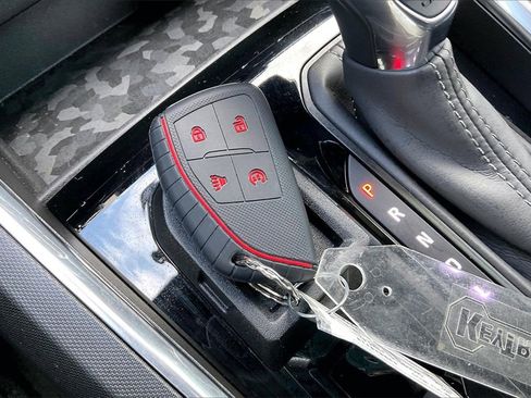 Used 2025 GMC Canyon Elevation w/ Convenience Package image 36